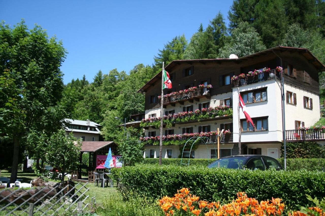 Hotel Daniela Bormio Eksteriør billede